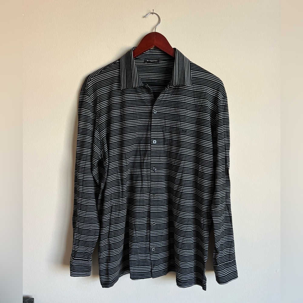 Givenchy Paris Long Sleeve ButtonDown Shirt Black Stripes 100% Cotton Size Large
